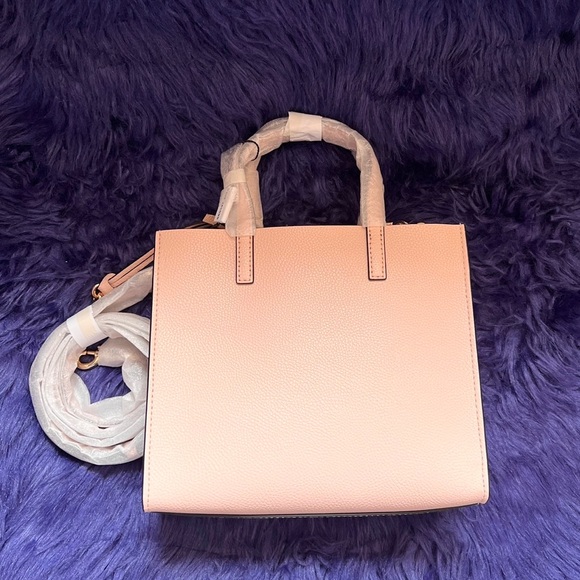 New! MARC JACOBS Mini Grind Crossbody Tote Bag in Peach Whip - Picture 3 of 12